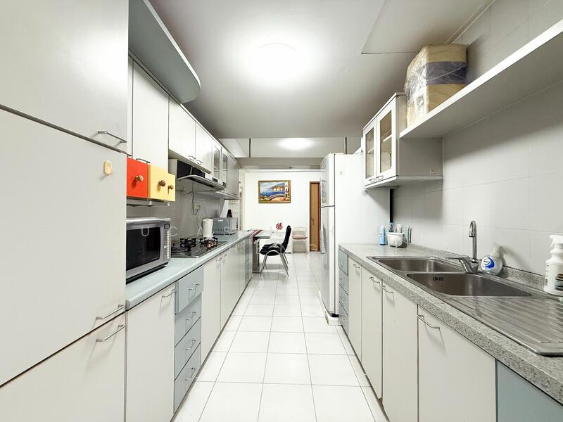 Wilkie Apartments, 59 Wilkie Road, Room Rental, 300 sqft, Condominium For Rent, by Lucas Hoh Jin Heng, 500049809 - Kitchen - PropertyGuru.com.sg