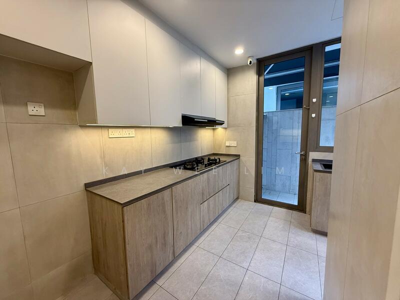 The Woods Cluster House For Sale at S$ 2,950,000 | PropertyGuru Singapore - Kitchen