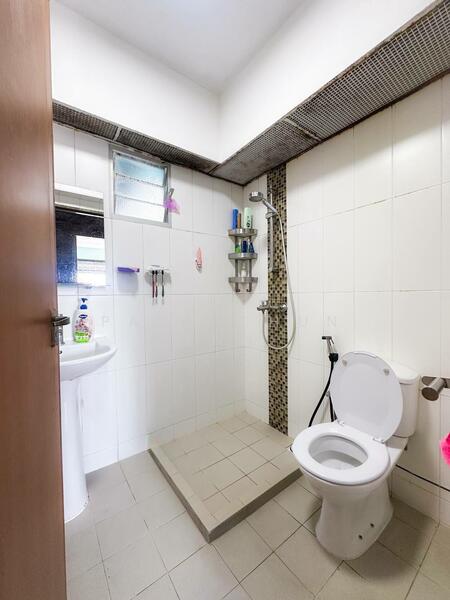 522A Tampines Central 7 HDB Flat For Sale at S$ 830,000 | PropertyGuru Singapore