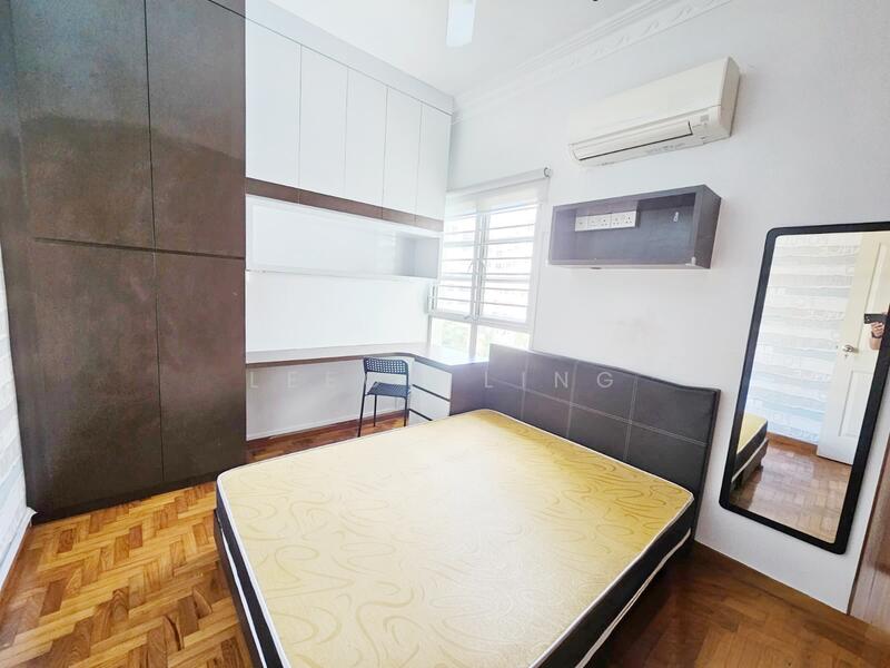 Azalea Park Condo, 2 Flora Road, 4 Bedrooms, 1,507 sqft, Condominium For Rent, by Leeon Ling, 500049827 - Bedroom - PropertyGuru.com.sg