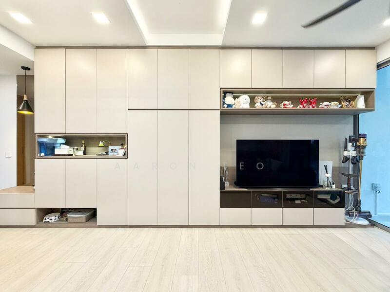 Bartley Ridge Condominium For Sale at S$ 1,600,000 | PropertyGuru Singapore - Living Room