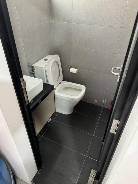 Kim Keat road, Kim Keat Road, 1,400 sqft, Shop / Shophouse For Rent, by Walter Lau, 500049840 - Bathroom - CommercialGuru.com.sg
