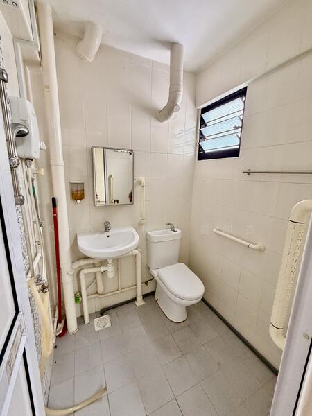 For Rent - 108 Hougang Avenue 1