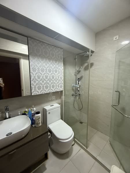470C Upper Serangoon Crescent HDB Flat For Sale at S$ 1,020,000 | PropertyGuru Singapore - Bathroom
