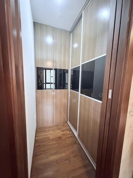 For Rent - Eleven @ Holland