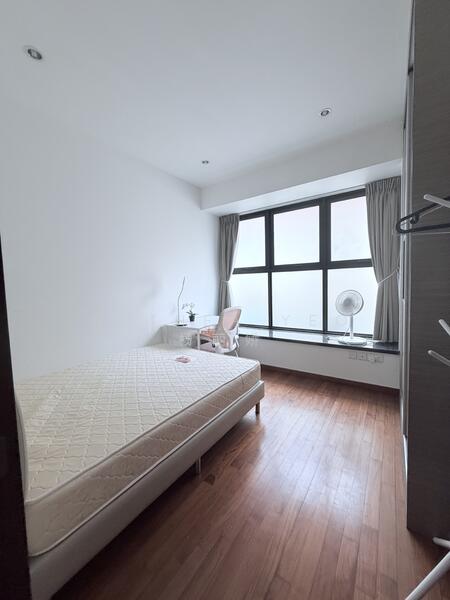 For Rent - Eleven @ Holland