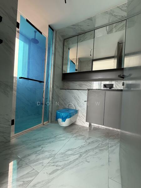 The Landmark Condominium For Sale at S$ 1,830,000 | PropertyGuru Singapore - Bathroom