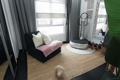 For Sale - Scintillating Still Designer 3 Bed