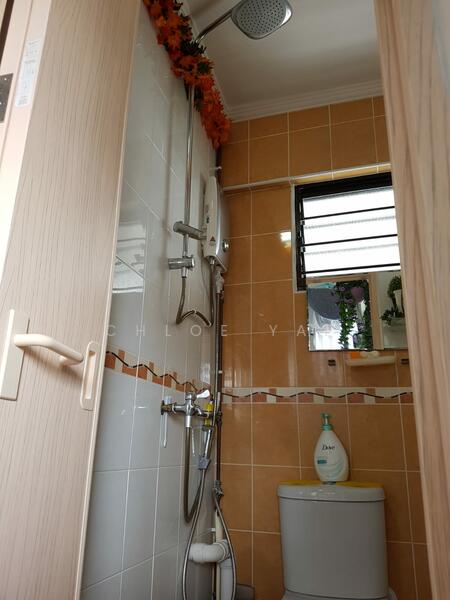 534 Bedok North Street 3, 534 Bedok North Street 3, Room Rental, 120 sqft, HDB Flat For Rent, by Chloe Yap, 500049938 - Bathroom - PropertyGuru.com.sg