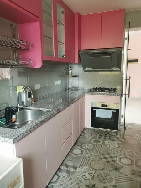 54 Havelock Road HDB Flat For Sale at S$ 900,000 | PropertyGuru Singapore - Kitchen