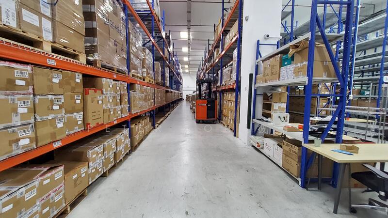 Medical Certified Aircon Warehouse with 7m High Ceiling & Fitted Racks at Changi South!, Changi South, 9,000 sqft, Warehouse For Rent, by Peter Loh 彼得, 500049965 - CommercialGuru.com.sg