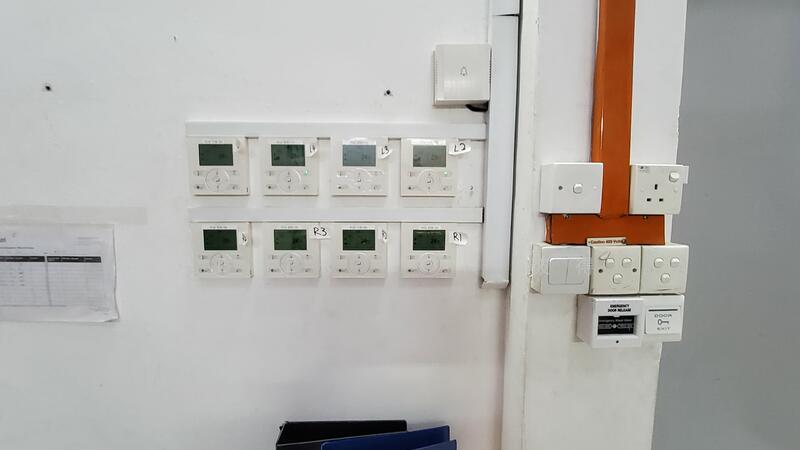 Medical Certified Aircon Warehouse with 7m High Ceiling & Fitted Racks at Changi South!, Changi South, 9,000 sqft, Warehouse For Rent, by Peter Loh 彼得, 500049965 - Interior - CommercialGuru.com.sg