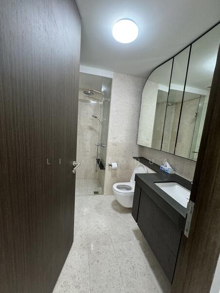 Avenue South Residence Condominium For Sale at S$ 1,680,000 | PropertyGuru Singapore - Bathroom