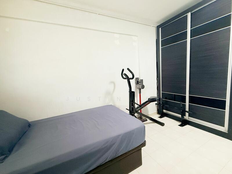 113 Yishun Ring Road HDB Flat For Sale at S$ 508,000 | PropertyGuru Singapore - Bedroom