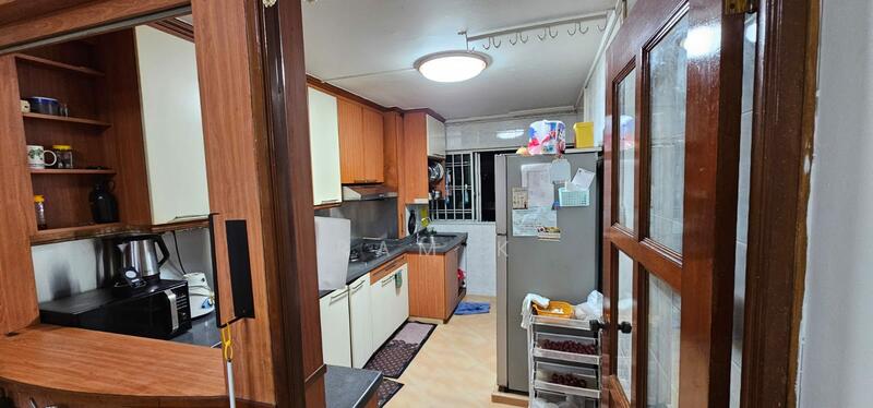338 Ubi Avenue 1 HDB Flat For Sale at S$ 675,000 | PropertyGuru Singapore - Kitchen