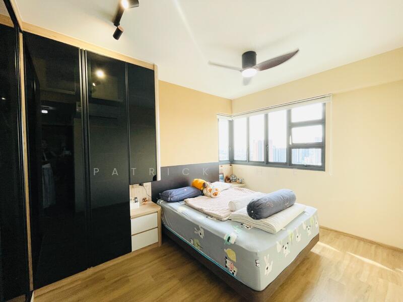 464B Clementi Avenue 1 HDB Flat For Sale at S$ 1,400,000 | PropertyGuru Singapore - Bedroom