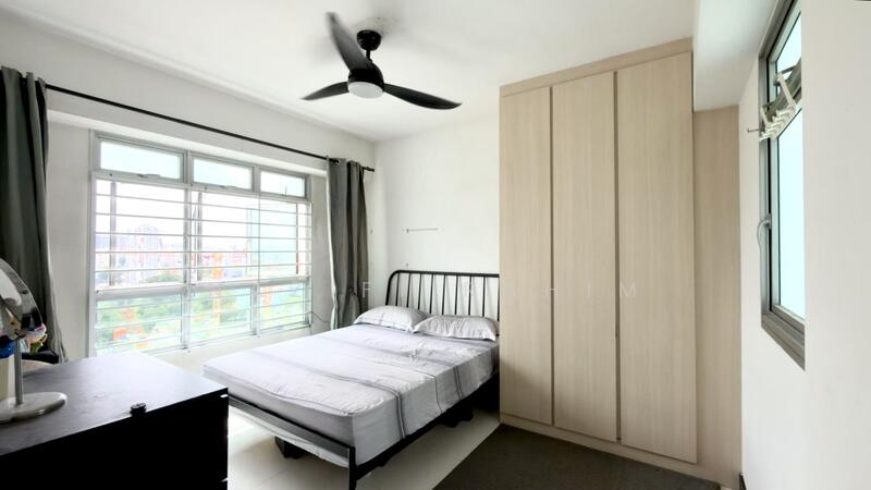 633B Senja Road HDB Flat For Sale at S$ 620,000 | PropertyGuru Singapore - Bedroom