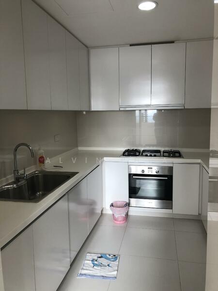 d'Leedon (Former Farrer Court), 13 Leedon Heights, 3 Bedrooms, 1,281 sqft, Condominium For Rent, by Alvin Phua, 500050027 - Kitchen - PropertyGuru.com.sg