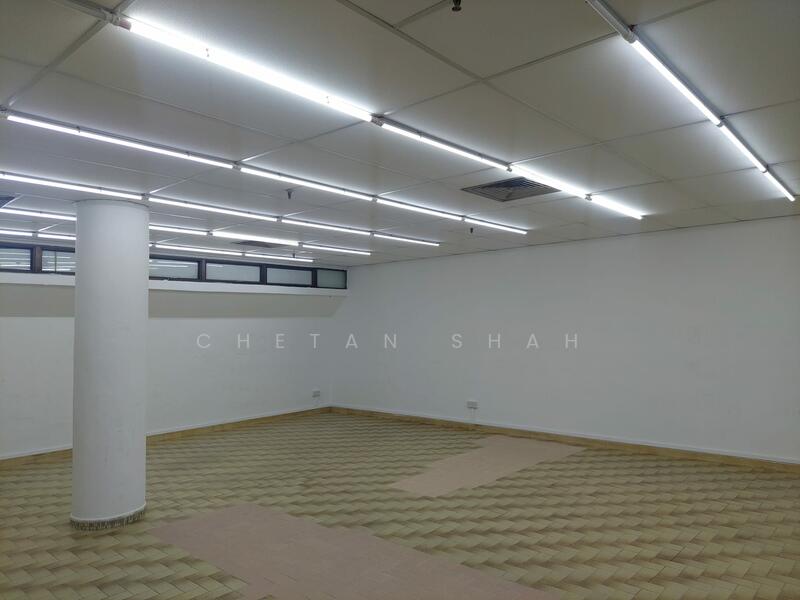 Sim Lim Tower, 10 Jalan Besar, 1,582 sqft, Other Retail For Rent, by Chetan Shah, 500050044 - Interior - CommercialGuru.com.sg