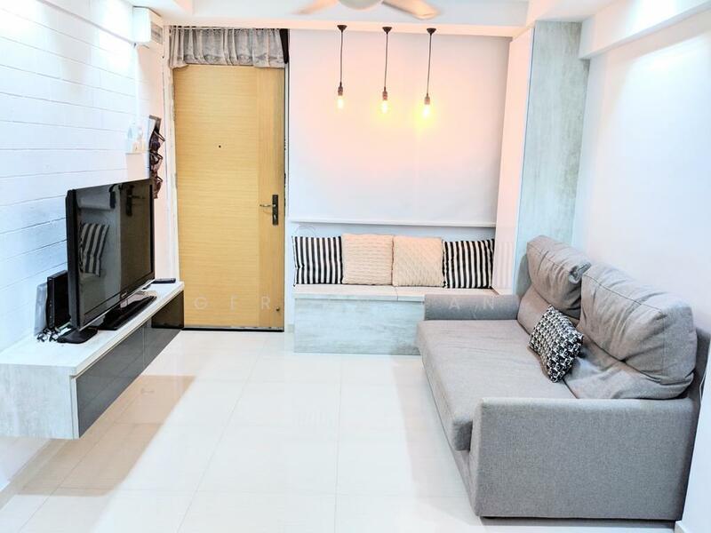 2 Holland Avenue, 2 Holland Avenue, Room Rental, 125 sqft, HDB Flat For Rent, by Gerald Tan, 500050058 - Living Room - PropertyGuru.com.sg