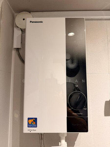 2 Holland Avenue, 2 Holland Avenue, Room Rental, 125 sqft, HDB Flat For Rent, by Gerald Tan, 500050058 - PropertyGuru.com.sg