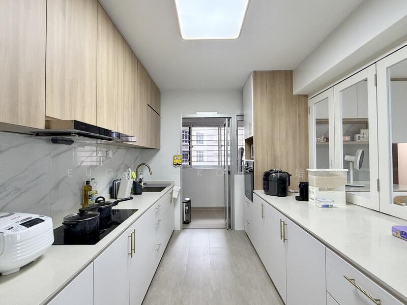 For Sale - 874C Tampines Street 85