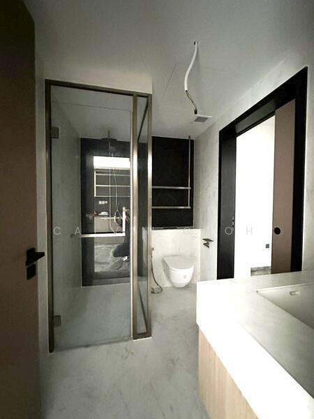 One Bernam Condominium For Sale at S$ 2,150,000 | PropertyGuru Singapore - Bathroom