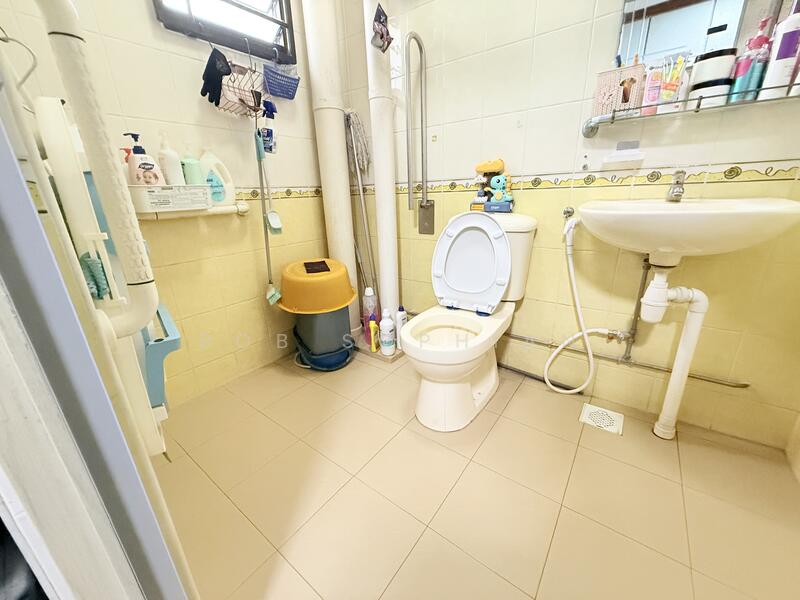 507B Wellington Circle HDB Flat For Sale at S$ 520,000 | PropertyGuru Singapore