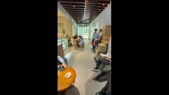 Onze The Avenue, 11 Kee Seng Street, 420 sqft, Food & Beverage For Sale, by David Hwang, 500050111 - CommercialGuru.com.sg