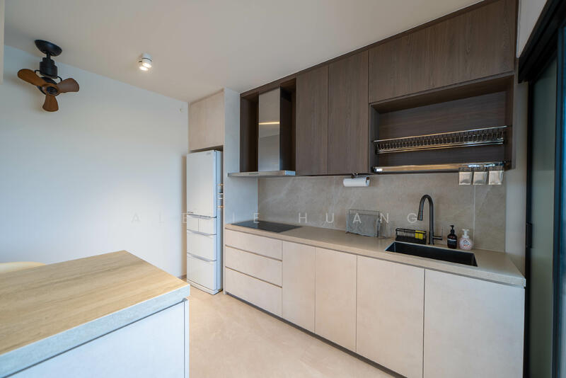 227C Bartley Walk, 227C Bartley Walk, 3 Bedrooms, 1,249 sqft, HDB Flat For Rent, by Alerie Huang, 500050137 - Kitchen - PropertyGuru.com.sg