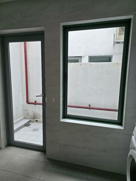 557B-557C Balestier Road, 557B-557C Balestier Road, Room Rental, 1,200 sqft, Apartment For Rent, by Evelyn Tan, 500050148 - Bathroom - PropertyGuru.com.sg