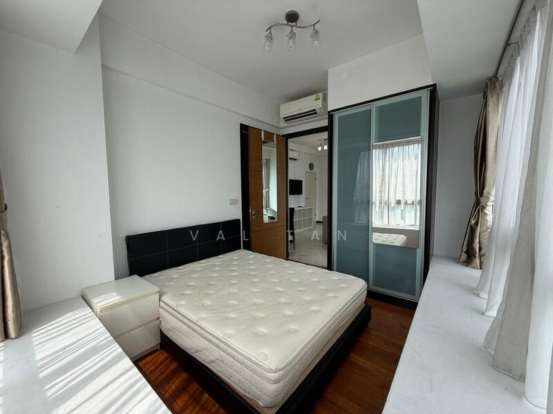 De Centurion Apartment For Sale at S$ 1,190,000 | PropertyGuru Singapore - Bedroom