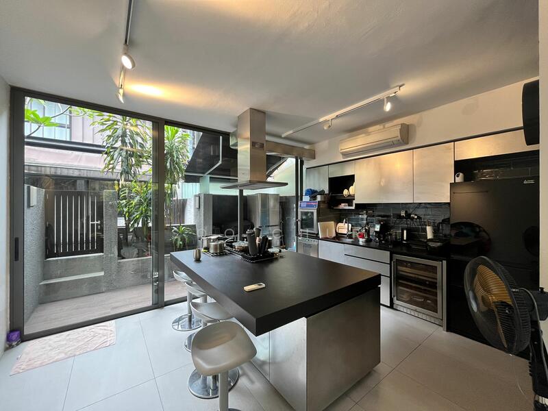 Watten Residences Cluster House For Sale at S$ 5,300,000 | PropertyGuru Singapore - Kitchen