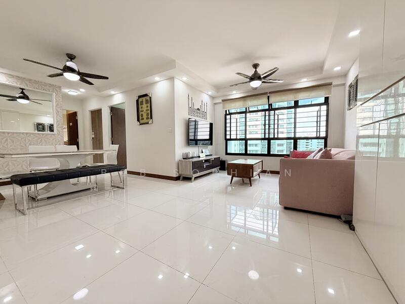 For Sale - 818B Choa Chu Kang Avenue 1