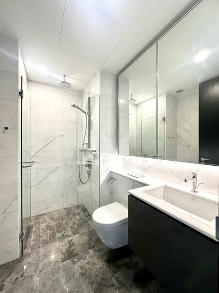 Midtown Bay Condominium For Sale at S$ 1,538,000 | PropertyGuru Singapore - Bathroom