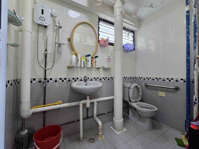 906 Tampines Avenue 4 HDB Flat For Sale at S$ 658,000 | PropertyGuru Singapore