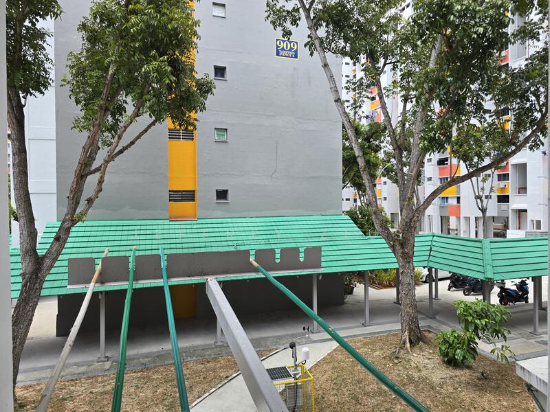 906 Tampines Avenue 4 HDB Flat For Sale at S$ 658,000 | PropertyGuru Singapore