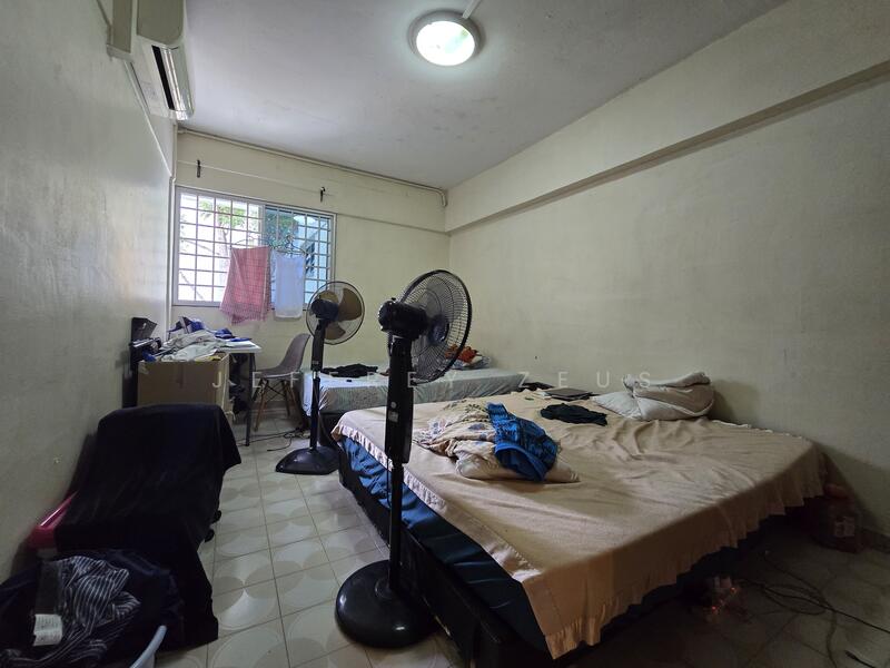 906 Tampines Avenue 4 HDB Flat For Sale at S$ 658,000 | PropertyGuru Singapore