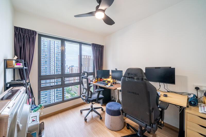 94 Dawson Road HDB Flat For Sale at S$ 920,000 | PropertyGuru Singapore - Study