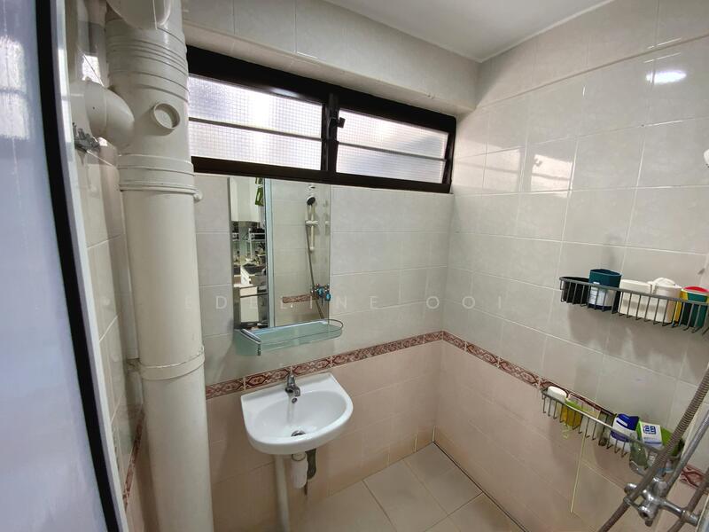157 Mei Ling Street HDB Flat For Sale at S$ 428,000 | PropertyGuru Singapore