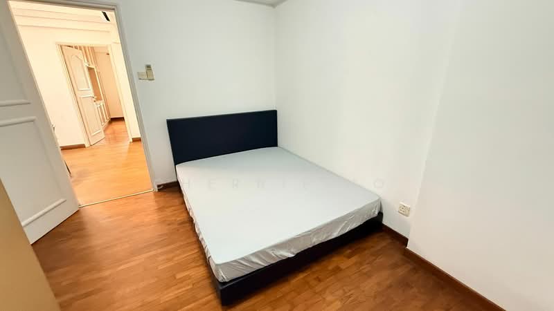 West Bay Condo, 50 West Coast Crescent, 2 Bedrooms, 871 sqft, Condominium For Rent, by Cherrie Ho, 500050198 - Common Bedroom - PropertyGuru.com.sg