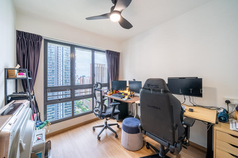 94 Dawson Road HDB Flat For Sale at S$ 920,000 | PropertyGuru Singapore - Study