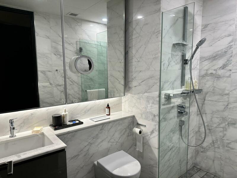 Midtown Bay, 120 Beach Road, 2 Bedrooms, 753 sqft, Condominium For Rent, by Ng Zi Liang, 500050233 - Bathroom - PropertyGuru.com.sg