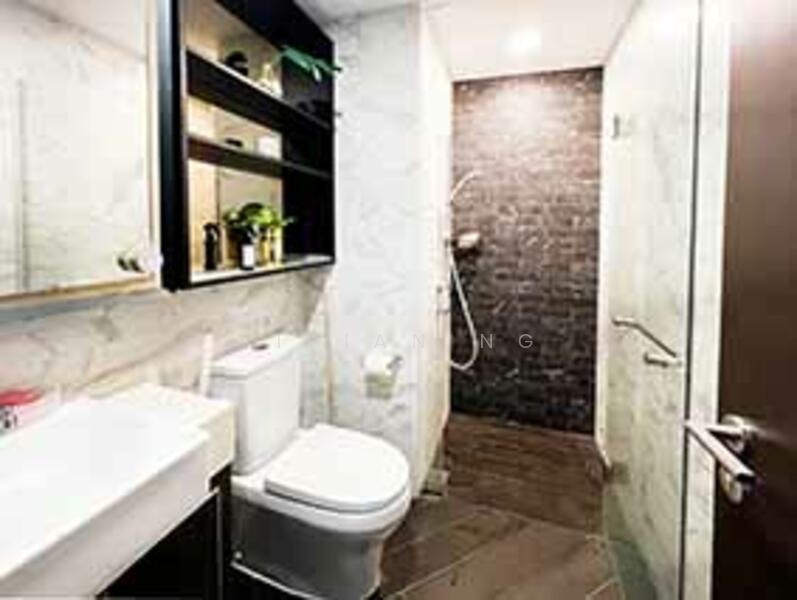 Mayfair Gardens, 8 Rifle Range Road, Room Rental, 250 sqft, Condominium For Rent, by Vivian Ng, 500050247 - Bathroom - PropertyGuru.com.sg