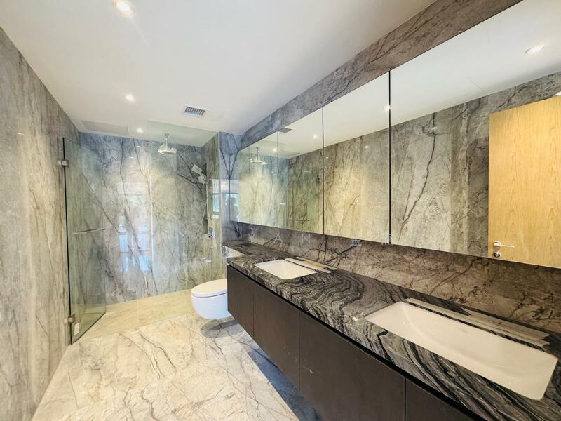 Brand New & luxury, 4 levels with Lift, living & dining hall with high ceiling & marble floor Terraced House For Sale at S$ 7,880,000 | PropertyGuru Singapore - Bathroom