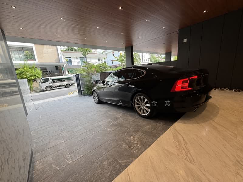 Brand New & luxury, 4 levels with Lift, living & dining hall with high ceiling & marble floor, walk to Novena MRT - call 8130 3636 to view now!, 5 Bedrooms, 6,062 sqft, Terraced House For Sale, by Kim Yan 金燕, 500050269 - Exterior - PropertyGuru.com.sg