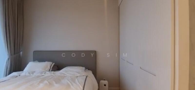 Scotts Square Condominium For Sale at S$ 2,000,000 | PropertyGuru Singapore - Bedroom