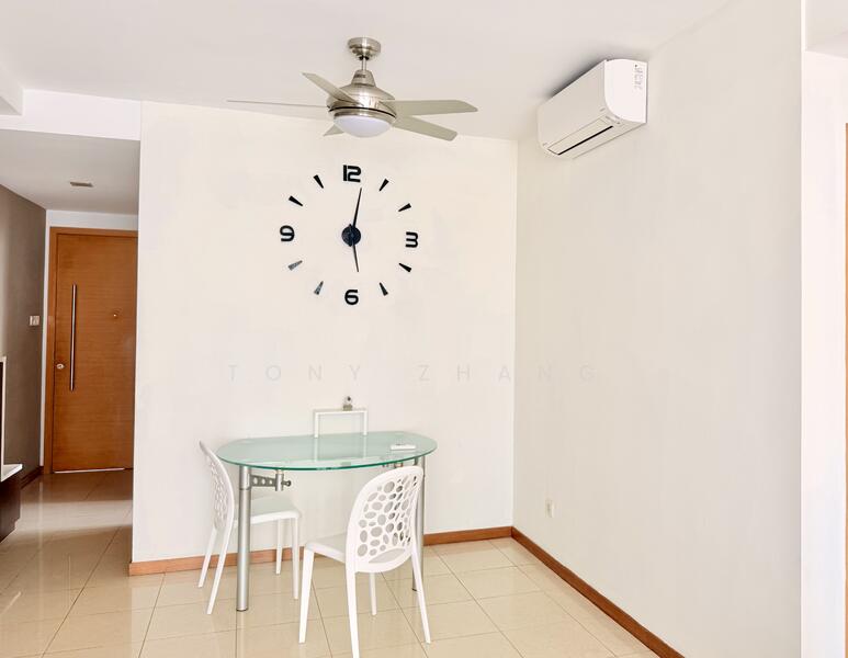 The Lakeshore, 29 Jurong West Street 41, 2 Bedrooms, 947 sqft, Condominium For Rent, by Tony Zhang, 500050299 - PropertyGuru.com.sg