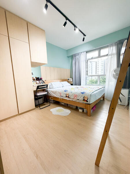 874B Tampines Street 85 HDB Flat For Sale at S$ 825,000 | PropertyGuru Singapore - Bedroom