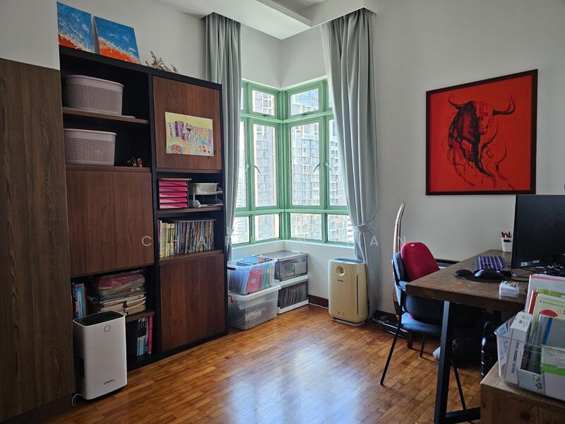 Tiara Apartment For Sale at S$ 3,880,000 | PropertyGuru Singapore - Study